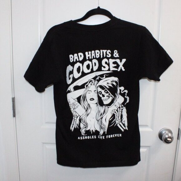 Linda Finegold Axxholes Live Forever T Shirt Size Small Bad Habits - Picture 2 of 3